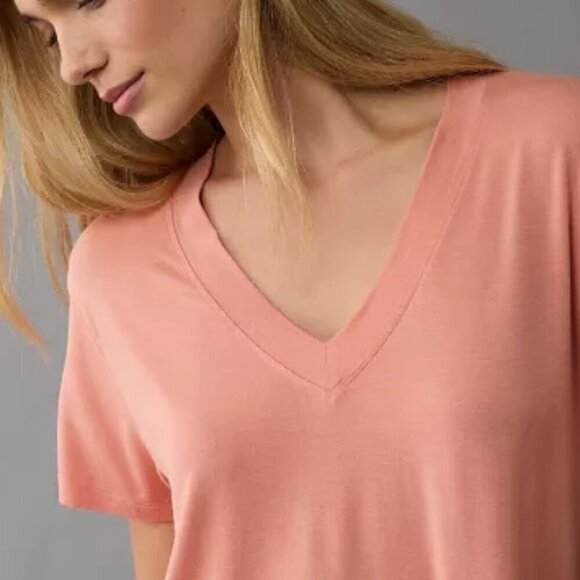 NWT American Eagle Soft & Sexy Oversized Rose Pink V-Neck Tee Shirt - Picture 3 of 9
